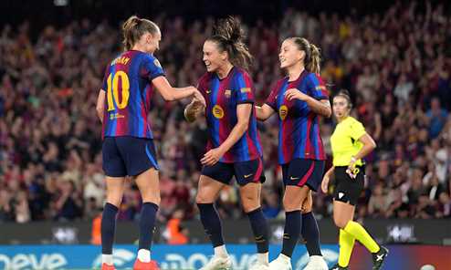 برشلونة يهزم ريال مدريد بسباعية في الدوري الإسباني للسيدات